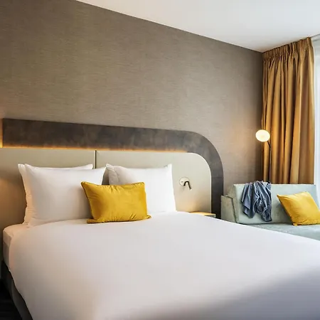 Hotel Mercure North Station