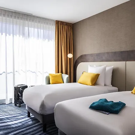 Mercure North Station Hotel 4*