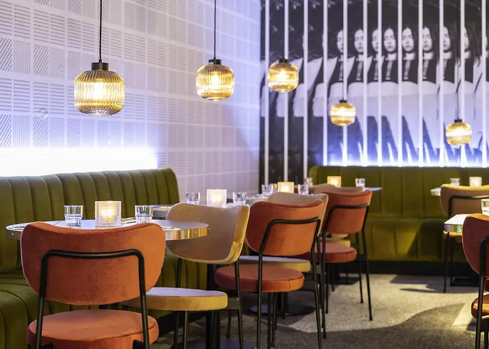 Mercure North Station 4*